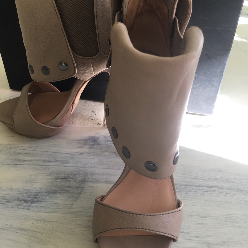 L.A.M.B. Quintana high Sandal 6 - Picture 3 of 7